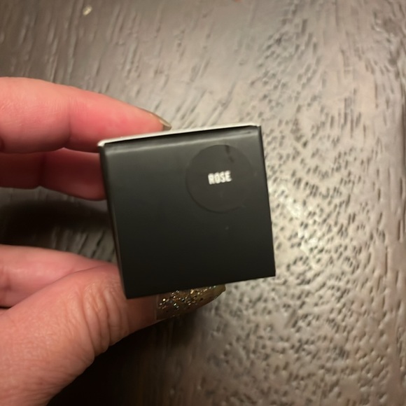 MAC Rose Pigment NIB Full Size - Picture 4 of 8